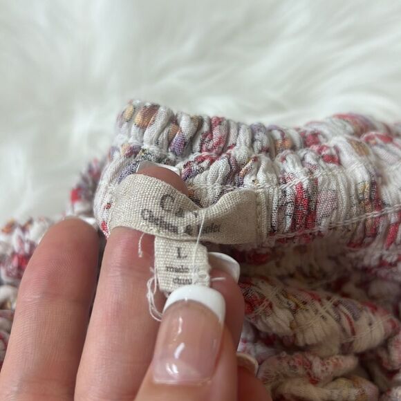 Chelsea and violet tiered ivory floral mini skirt - Picture 3 of 4